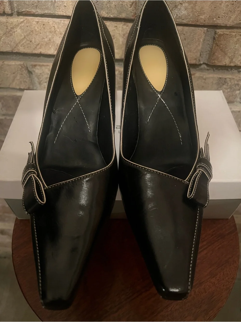 Liz Claiborne Flex Pump with Bow Accent